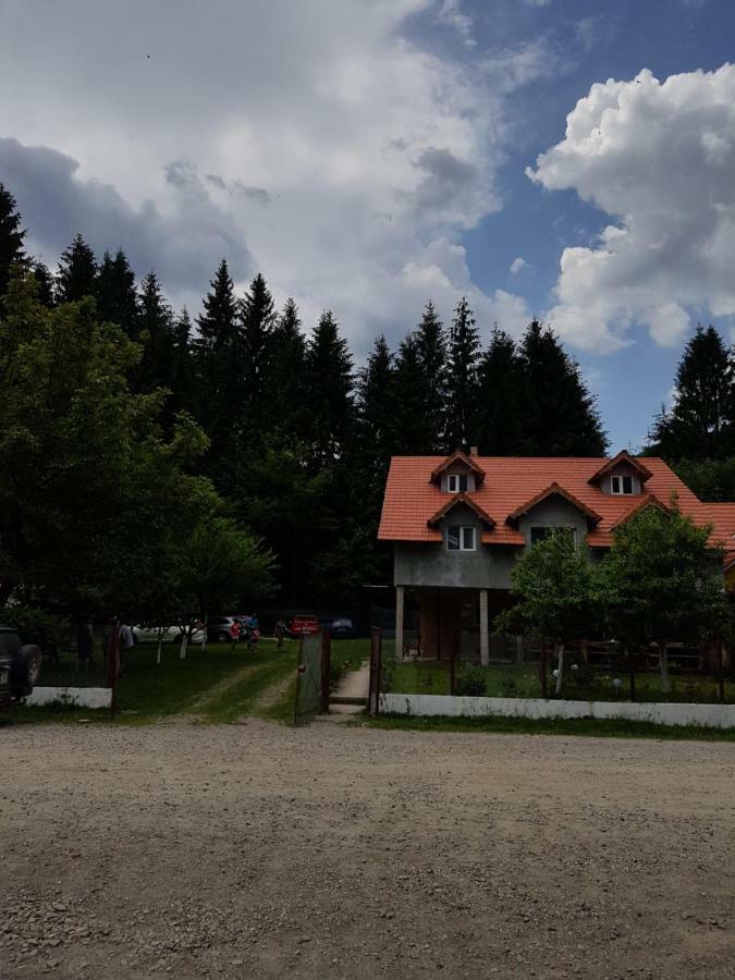 Cabana Merisor Hotell Poiana Mărului Exteriör bild